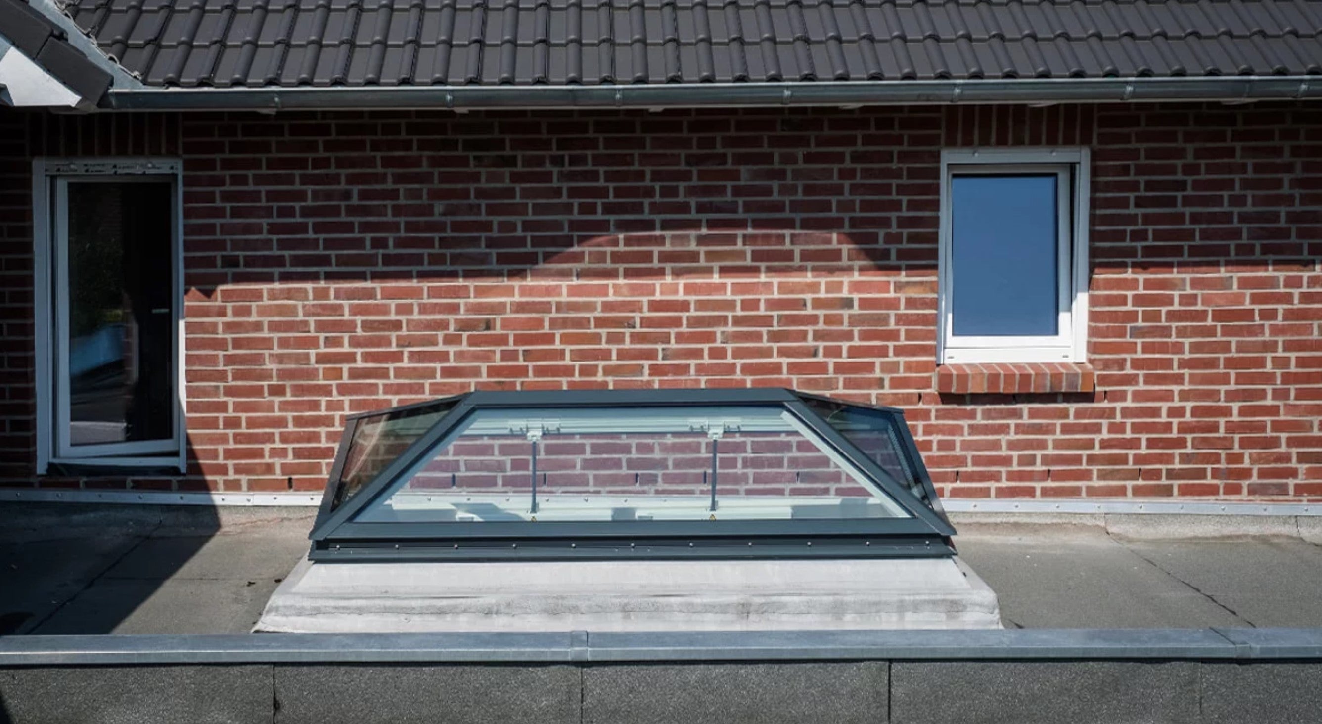 Lamilux FW Hipped Roof